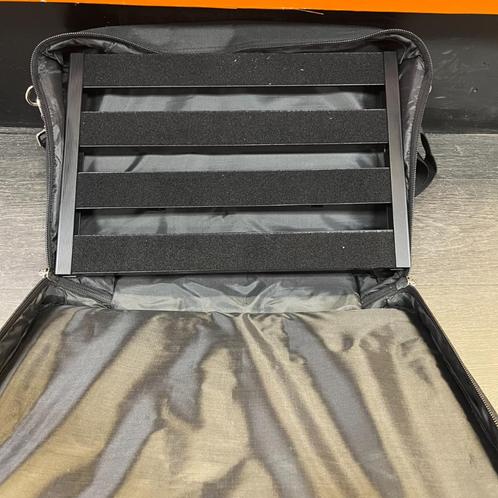 SpaceShip Pedalboard Tas | Zo goed als nieuw, Muziek en Instrumenten, Instrumenten | Toebehoren, Zo goed als nieuw, Drums of Percussie