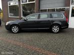 Volvo V70 2.0T Momentum AUT CRUISE/ECC-AIRCO/PDC/LEDER, Euro 5, 4 cilinders, Parkeersensor, 203 pk