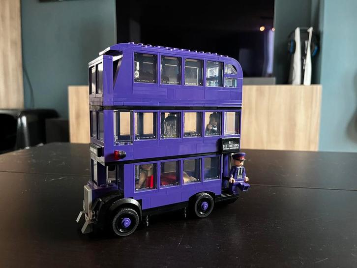 LEGO Harry Potter Knight Bus, Kinderen en Baby's, Speelgoed | Duplo en Lego, Zo goed als nieuw, Lego, Complete set, Ophalen