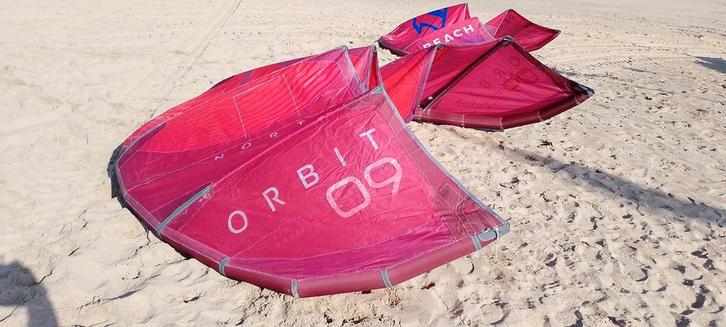 North Orbit 9m 2022, Watersport en Boten, Kitesurfen, Gebruikt, Kite, 9 m², Geen board, Ophalen