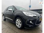 DS 3 1.2 PureTech So Chic AUTOMAAT CRUISE CLIMA MULTIMEDIA, Auto's, DS, Zwart, 1199 cc, Leder en Stof, Zwart