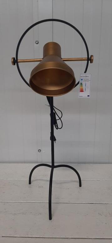 Stoere industriële Clayre & Eef tafellamp. beschikbaar voor biedingen