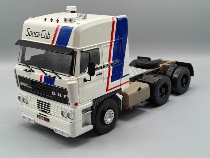 KK-Scale Road-Kings 1:18 DAF 3300 ATi Space Cab Truck 1982, Hobby en Vrije tijd, Modelauto's | 1:18, Nieuw, Overige merken, Ophalen of Verzenden