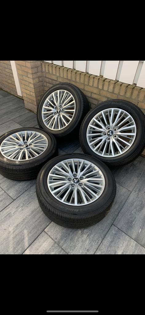 18 inch orginele  Mitsubishi Outlander Velgen met zomerband, Auto-onderdelen, Banden en Velgen, Velg(en), Zomerbanden, 18 inch