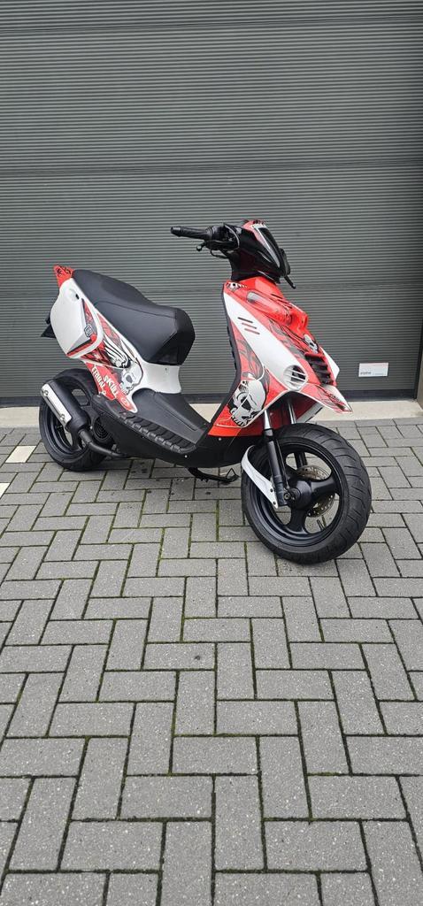 Beta Ark Tribal Skull!, Fietsen en Brommers, Scooters | Overige merken, Gebruikt, Maximaal 45 km/u, Tweetakt, Ophalen