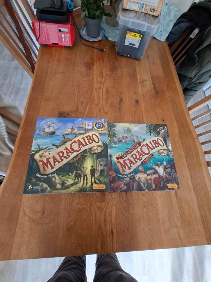 Maracaibo + Uprising uitbreiding - Zo goed als nieuw, Hobby en Vrije tijd, Gezelschapsspellen | Bordspellen, Zo goed als nieuw