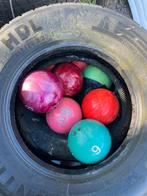 10 bowlingballen en een partij pionen., Bal, Gebruikt, Ophalen