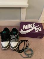 Jordan SB Dunk Low Atmos Elephant (42.5), Ophalen of Verzenden, Zo goed als nieuw, Schoenen