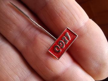 Pin LEGO jaren 60 beschikbaar voor biedingen