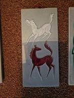 Vintage wand tegel flora gouda holland/ paarden, Antiek en Kunst, Antiek | Keramiek en Aardewerk, Ophalen of Verzenden