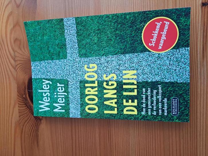 Wesley Meijer - Oorlog langs de lijn, Boeken, Sportboeken, Zo goed als nieuw, Balsport, Ophalen of Verzenden