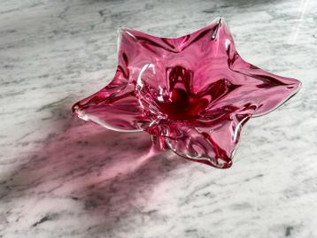 Chribska Tsjechië schaal roze ster Josef Hospodka beschikbaar voor biedingen