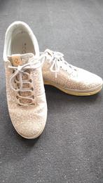 Dames schoenen sneakers Ecco maat 40 weinig gedragen, Ophalen of Verzenden, Zo goed als nieuw, Grijs, Sneakers of Gympen