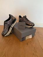Hogan sneakers grijs metallic met glitter maat 39, Verzenden, Zo goed als nieuw, Grijs, Sneakers of Gympen