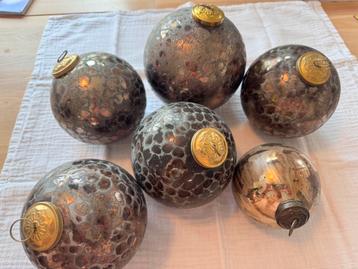 Kerstballen PTMD beschikbaar voor biedingen