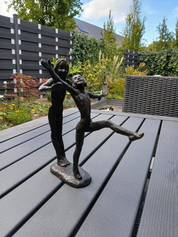 Bronzen Beeld - Beweging in Emotie - Astrid Veldhuizen beschikbaar voor biedingen