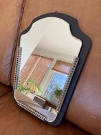 Facetgeslepen spiegel met houten wandplaat, Minder dan 50 cm, Gebruikt, Ophalen of Verzenden, Minder dan 100 cm