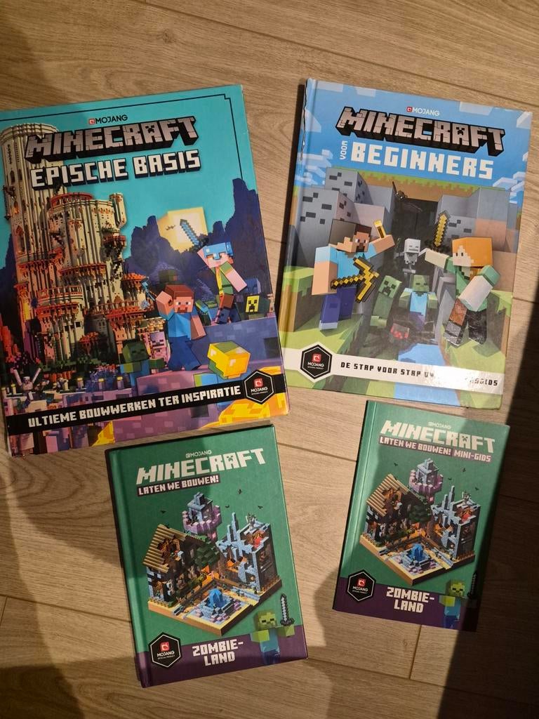 Minecraftboeken, Ophalen of Verzenden, Zo goed als nieuw, Kwartet(ten)