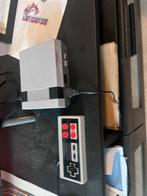 Nintendo NES Mini - Met 1 Controller, Spelcomputers en Games, Spelcomputers | Nintendo NES, Ophalen, Gebruikt, Met 1 controller
