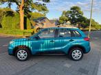 Suzuki Vitara 1.6 Comfort A-C Elek Pakket Bluetooth Nieuwsta, Auto's, Suzuki, Stof, Gebruikt, Zwart, 4 cilinders