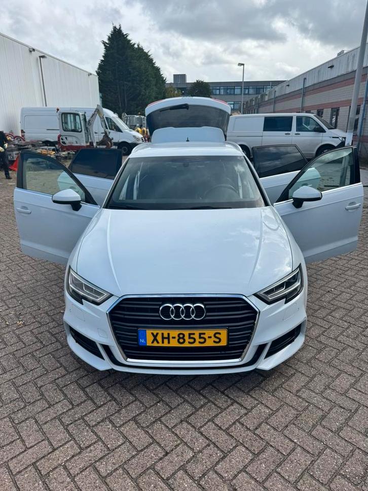 Audi A3 30 Tfsi 116pk S Tronic 2019 Wit, Auto's, Audi, A3, Airbags, Airconditioning, Bluetooth, Centrale vergrendeling, Climate control