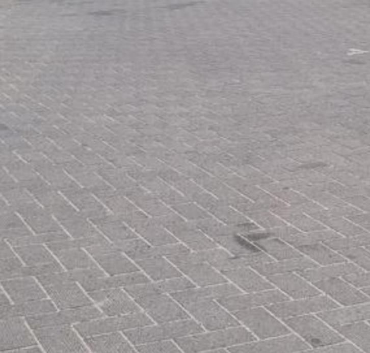 ROOIKORTING 2.500m2 grijs reliëf breccia tegels stoeptegels, Tuin en Terras, Tegels en Klinkers, Gebruikt, Terrastegels, Beton