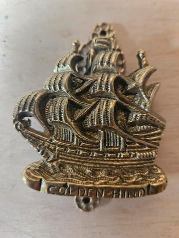 Deurklopper Golden Hind beschikbaar voor biedingen