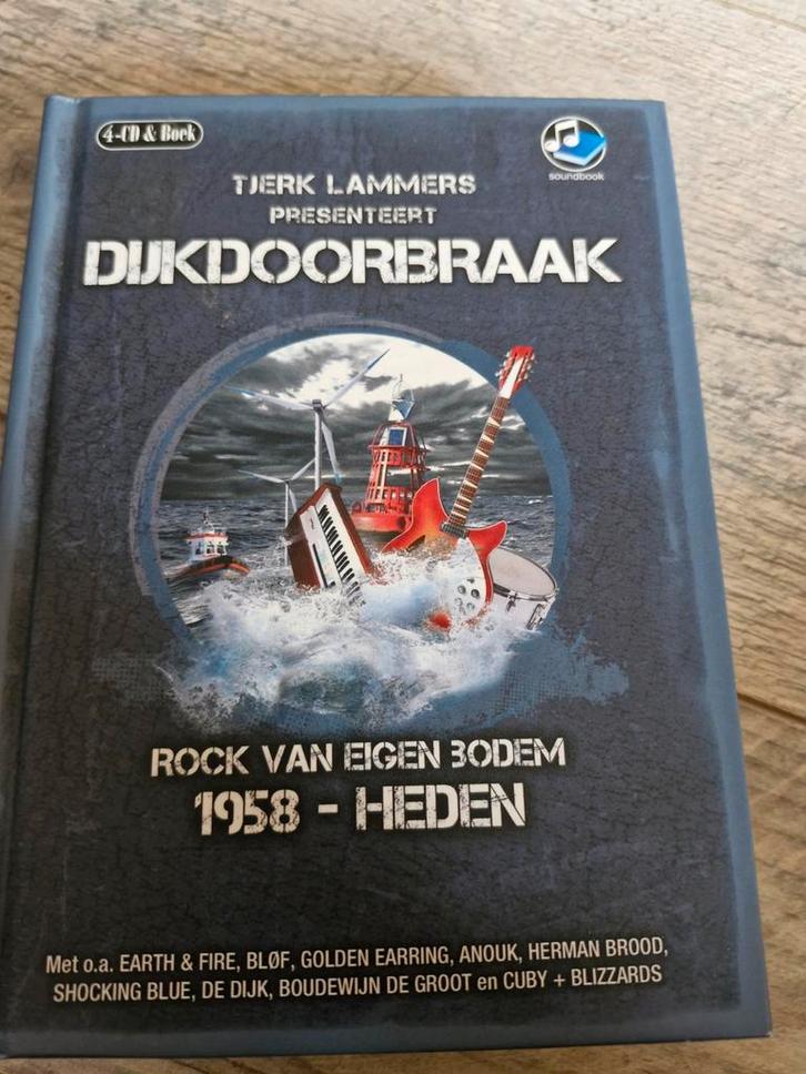 Dijkdoorbraak - Rock van Eigen Bodem 4-CD Boxset, Cd's en Dvd's, Cd's | Pop, Zo goed als nieuw, 1960 tot 1980, Boxset, Ophalen of Verzenden