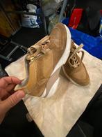 ZGAN Bruine  NB Sneakers - Maat 39, Ophalen of Verzenden, Zo goed als nieuw, Bruin, Sneakers of Gympen