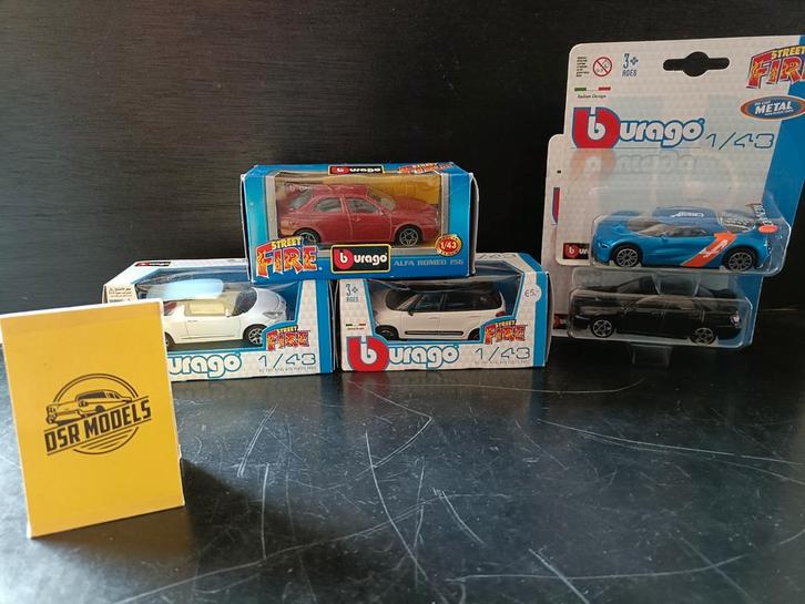 Burago 1/43 Modelauto's - Nieuw in Verpakking, Hobby en Vrije tijd, Modelauto's | 1:43, Nieuw, Auto, Overige merken, Ophalen of Verzenden