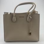 Michael Kors Mercer Light Sand Schoudertas | Nette staat, Michael Kors, Zo goed als nieuw, Support@michaelkors.com, 11 West 42nd Street
New York, NY 10036
United States