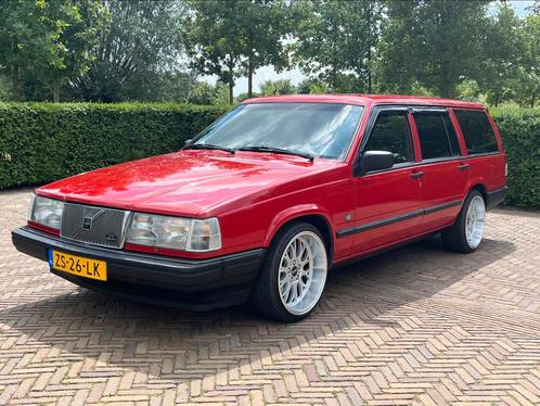 Volvo 940 2.3 GL AUT U9 1991 Rood, Auto's, Volvo, Particulier, Benzine, Stationwagon, Automaat, Origineel Nederlands, Rood, Zwart