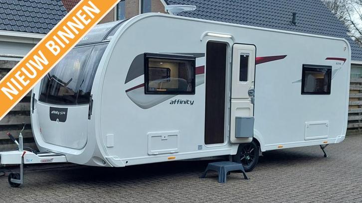Elddis Affinity 574 Inclusief gratis mover !!, Caravans en Kamperen, Caravans, Bedrijf, tot en met 4, 1000 - 1250 kg, Standaardzit