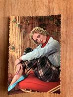 Vintage Ansichtkaart - Dame in Ruitjesbroek, Verzamelen, Ophalen of Verzenden, 1940 tot 1960, Ongelopen, Klederdracht