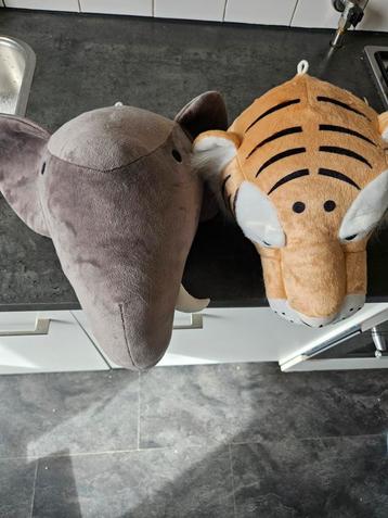 Dierenkoppen accesoires  beschikbaar voor biedingen