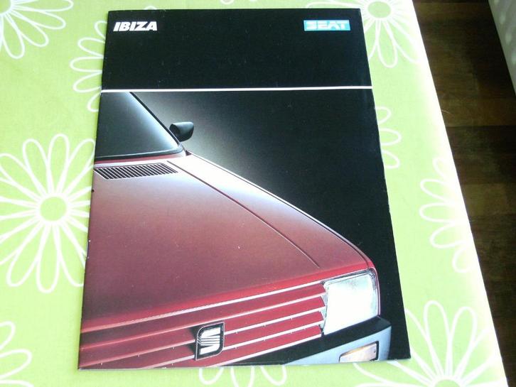 Autofolders SEAT uit 1986, Boeken, Auto's | Folders en Tijdschriften, Zo goed als nieuw, Overige merken, Ophalen of Verzenden