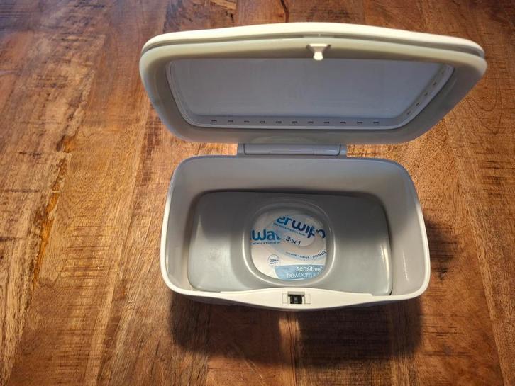 Doekjesdispenser - Handig en hygiënisch!, Kinderen en Baby's, Babyvoeding en Toebehoren, Gebruikt, Overige typen, Ophalen of Verzenden