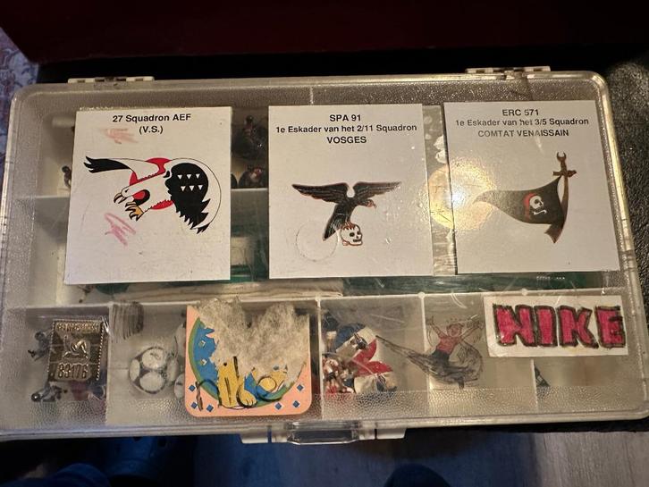 Subbuteo doos met diverse spelers, 4x keepers 3 ballen etc., Verzamelen, Sportartikelen en Voetbal, Gebruikt, Spel, Overige binnenlandse clubs