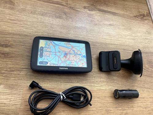 Tomtom GO 5200 Wifi World met LifeMaps-Traffics/File-Flits, Auto diversen, Autonavigatie, Gebruikt, Ophalen of Verzenden