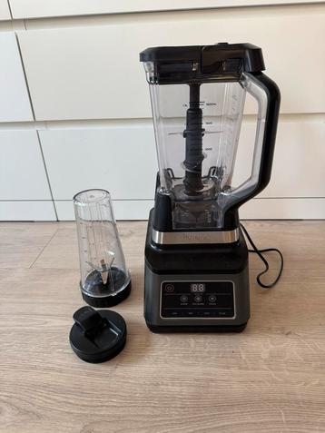 Ninja Blender - Krachtige Keukenmachine beschikbaar voor biedingen