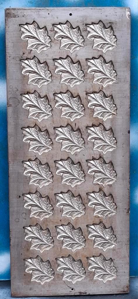 Chocolade mal. Vormenfabriek. Tilburg. 19.5/47 cm., Antiek en Kunst, Antiek | Keukenbenodigdheden, Ophalen