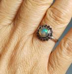 zilveren ring met natuurlijke Opaal steen zilver 925, Nieuw, Met edelsteen, Dame, Kleiner dan 17