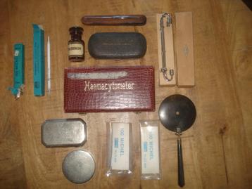 Oud Medisch gereedschap Arts Zuster Ziekenhuis Opthalmoscope beschikbaar voor biedingen