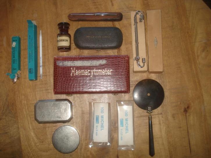 Oud Medisch gereedschap Arts Zuster Ziekenhuis Opthalmoscope, Antiek en Kunst, Antiek | Gereedschap en Instrumenten, Ophalen of Verzenden