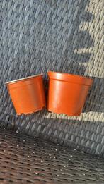 Gezocht bloempotten 14 liter of meer gratis, Tuin en Terras, Bloempotten, Ophalen of Verzenden, Tuin