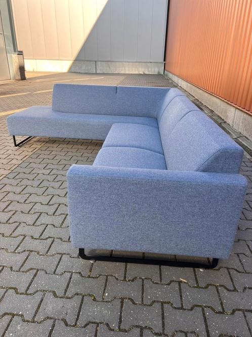 Artifort Mare hoekbank, Huis en Inrichting, Banken | Complete zithoeken, Zo goed als nieuw, Hout, Kunststof, Metaal, Stof, Overige materialen