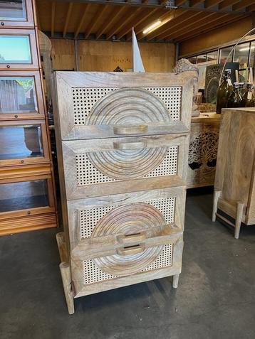 Unieke Ladenkast Ibiza/Boho Hout met Webbing Nieuw beschikbaar voor biedingen