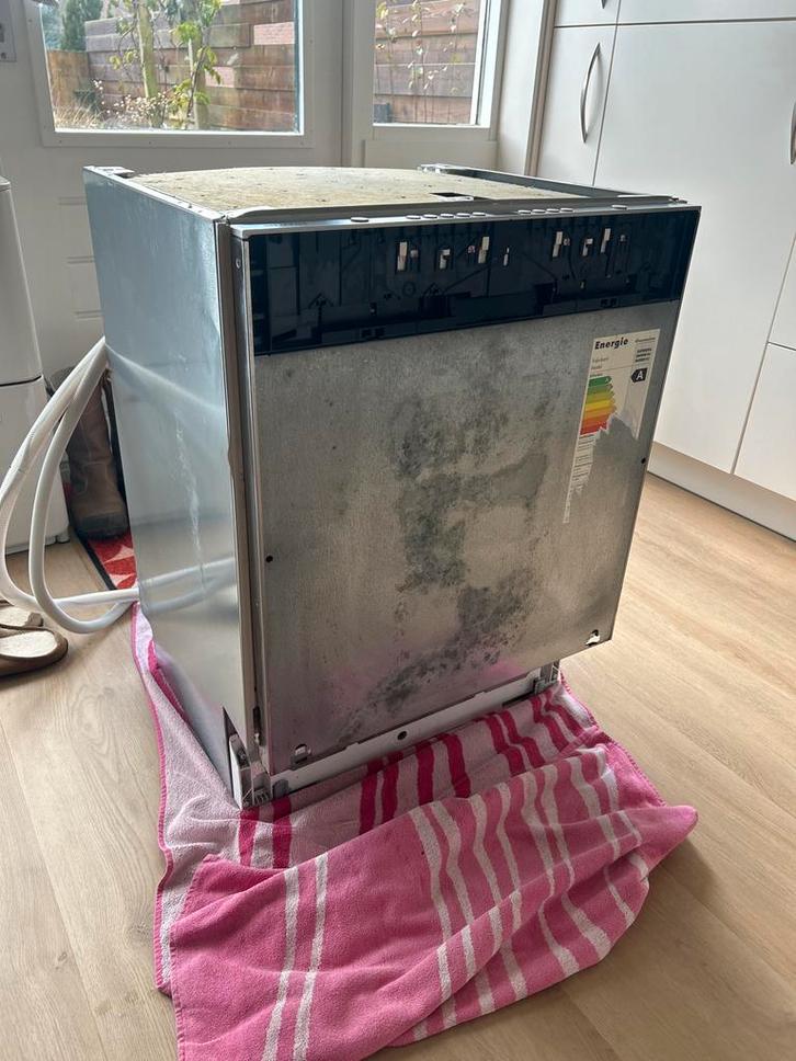 Siemens inbouw vaatwasser - SN65M081EU, Witgoed en Apparatuur, Vaatwasmachines, Gebruikt, Inbouw, 85 tot 90 cm, 60 cm of meer