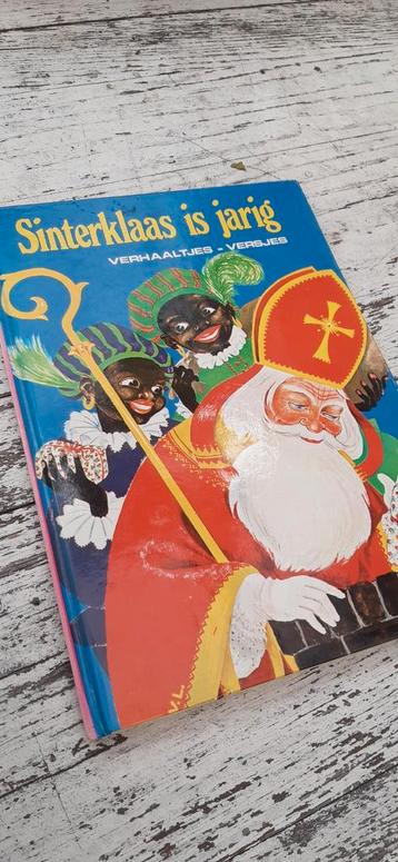 Vintageboek Sinterklaas is jarig, verhalen en versjes  beschikbaar voor biedingen