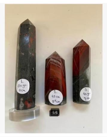 Nog 2 x Bloedsteen Heliotroop punten, Torens, pr.p.stuk beschikbaar voor biedingen